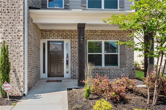 582 Eagles Nest Circle, Auburn, GA 30011
