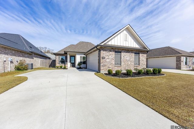 36388 Belle Reserve Ave, Geismar, LA 70734