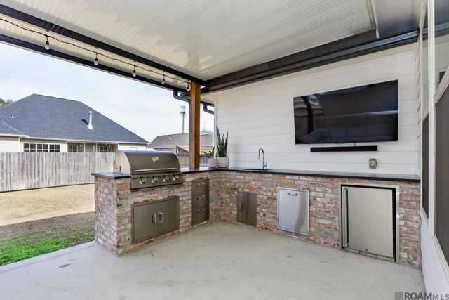 36388 Belle Reserve Ave, Geismar, LA 70734