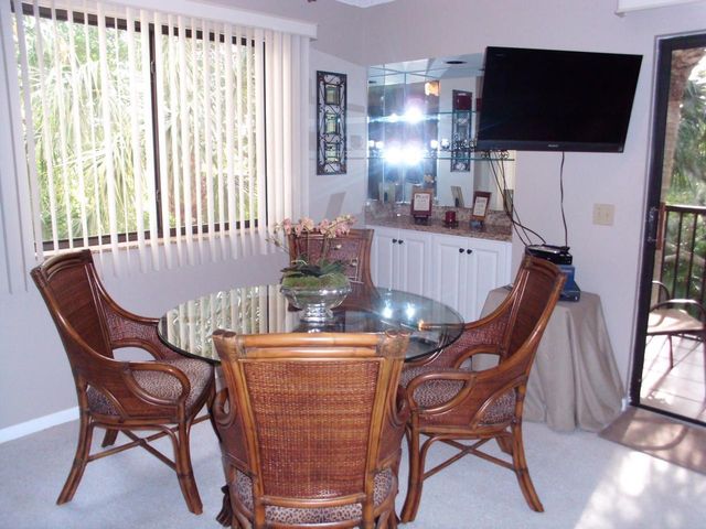 1605 Us-1 E301, Jupiter, FL 33477