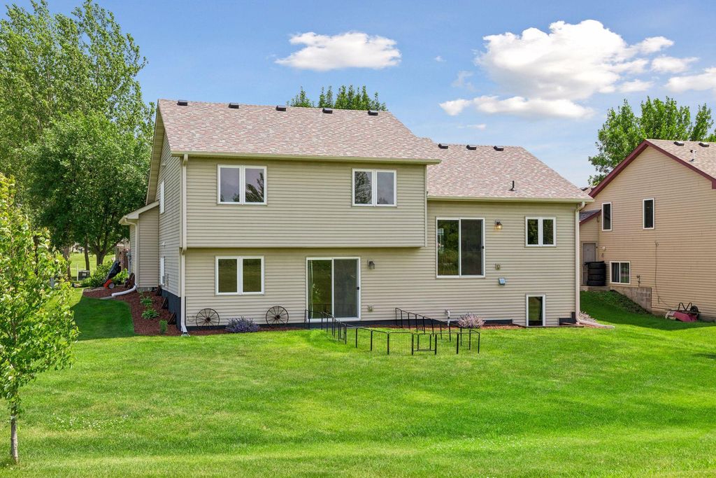 1302 Prairie Street NW, Montgomery, MN 56069 — photo 5