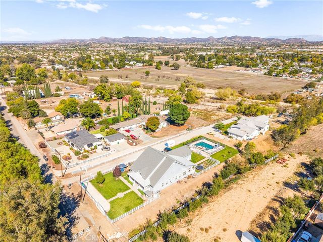 24940 Hayes, Murrieta, CA 92562