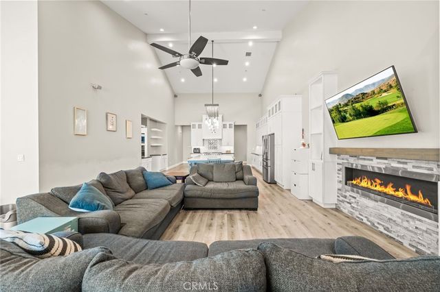 24940 Hayes, Murrieta, CA 92562