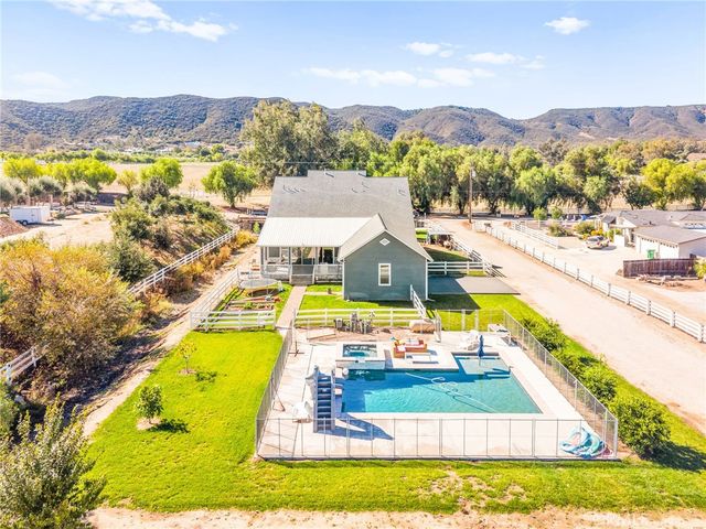 24940 Hayes, Murrieta, CA 92562