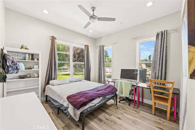 24940 Hayes, Murrieta, CA 92562