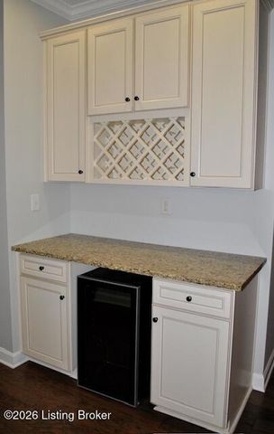 14405 Stony Point Ln, Louisville, KY 40299