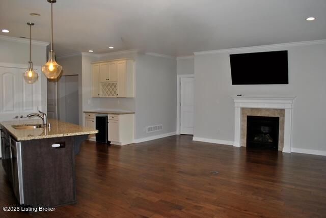 14405 Stony Point Ln, Louisville, KY 40299