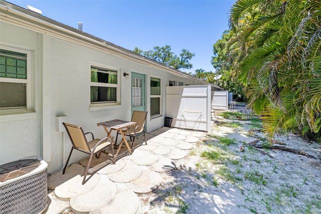 4001 GROVELAND AVENUE, Sarasota, FL 34231