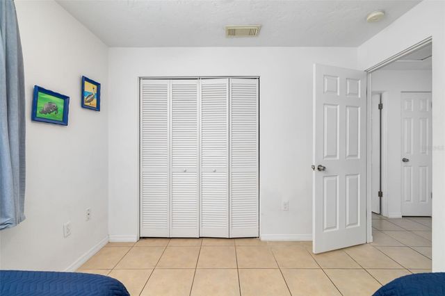 4001 GROVELAND AVENUE, Sarasota, FL 34231