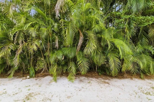 4001 GROVELAND AVENUE, Sarasota, FL 34231