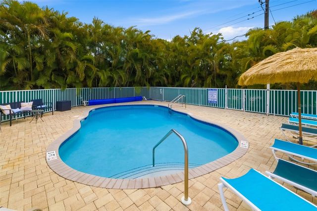 4001 GROVELAND AVENUE, Sarasota, FL 34231