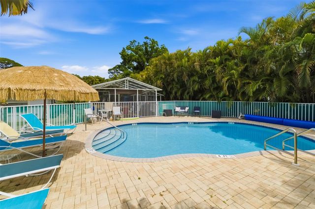 4001 GROVELAND AVENUE, Sarasota, FL 34231
