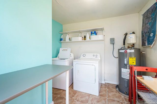 513 W Rosewood Ave, San Antonio, TX 78212