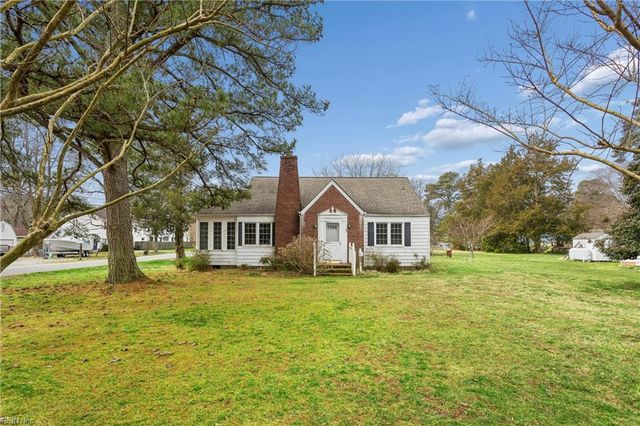 50 Bunting LN, Poquoson, VA 23662