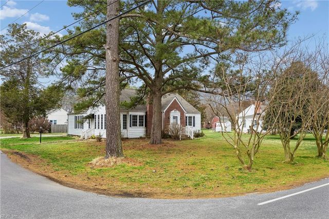 50 Bunting LN, Poquoson, VA 23662