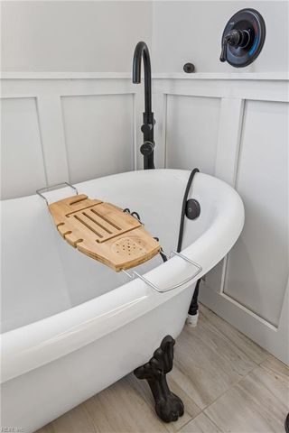 50 Bunting LN, Poquoson, VA 23662