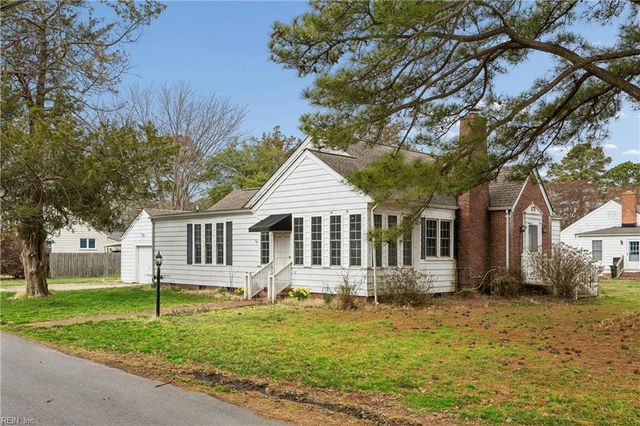 50 Bunting LN, Poquoson, VA 23662