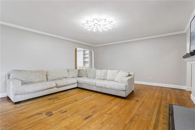 50 Bunting LN, Poquoson, VA 23662