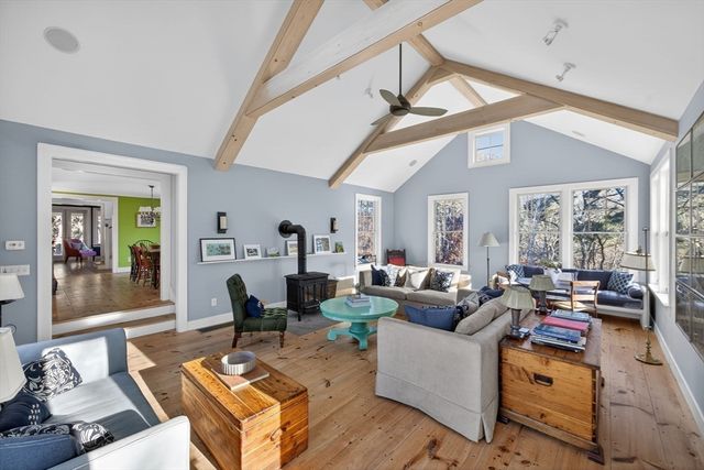 9 Towhee Lane, Truro, MA 02666