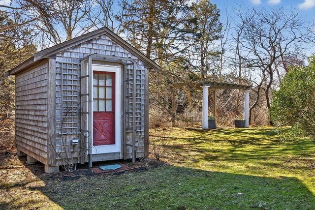 9 Towhee Lane, Truro, MA 02666