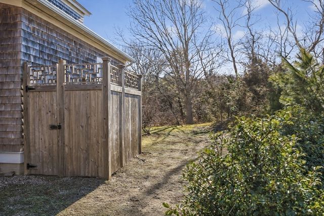 9 Towhee Lane, Truro, MA 02666