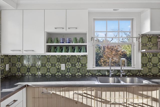 9 Towhee Lane, Truro, MA 02666