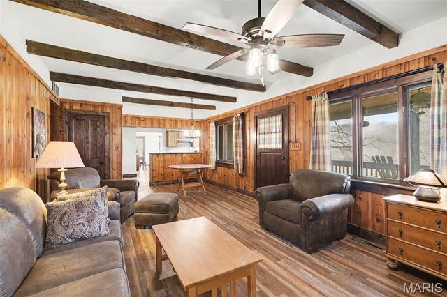 6357 Highway Mm, House Springs, MO 63051