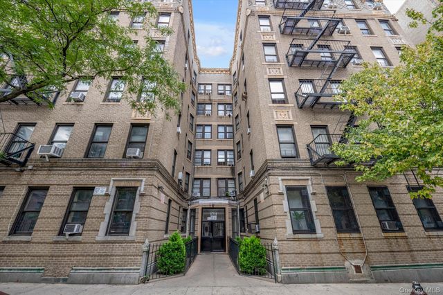 1711 Davidson Avenue 1N, Bronx, NY 10453