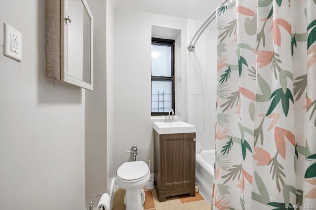 1711 Davidson Avenue 1N, Bronx, NY 10453