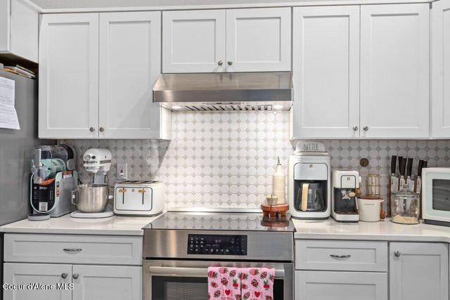 6697 W Irish CIR, Rathdrum, ID 83858