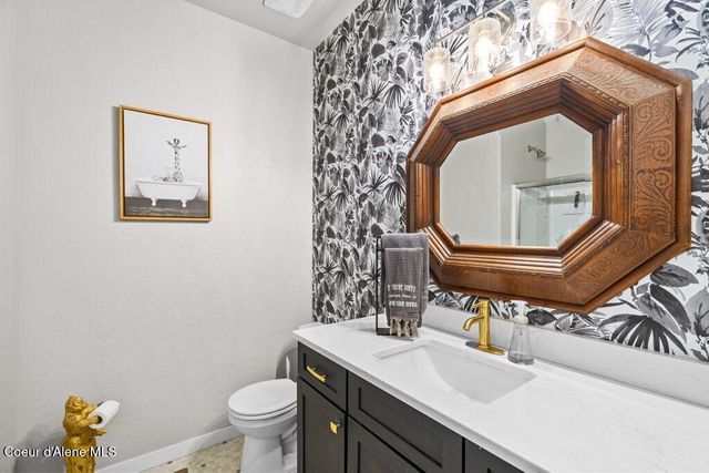 6697 W Irish CIR, Rathdrum, ID 83858