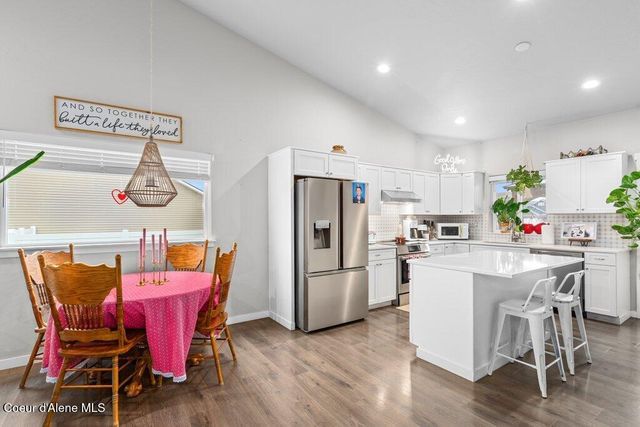 6697 W Irish CIR, Rathdrum, ID 83858