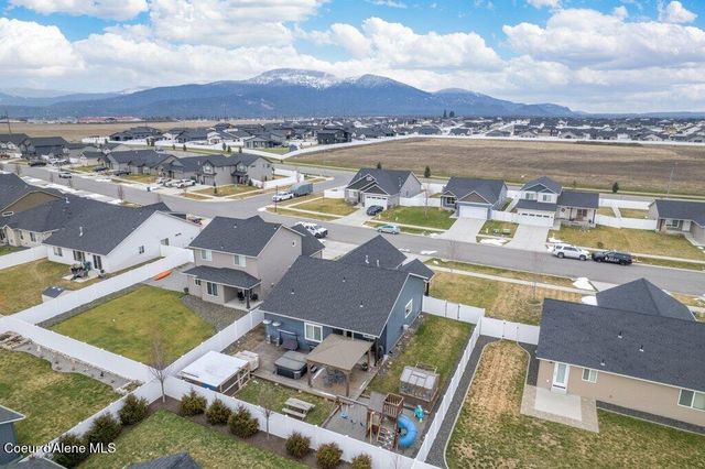 6697 W Irish CIR, Rathdrum, ID 83858