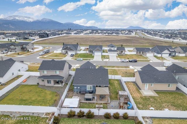 6697 W Irish CIR, Rathdrum, ID 83858