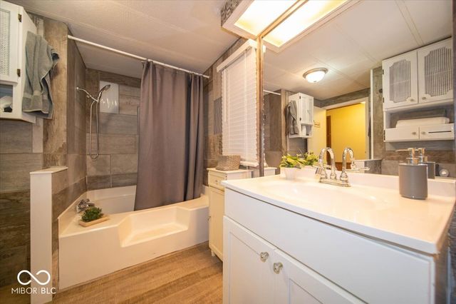 117 Cottonwood Drive, Cicero, IN 46034