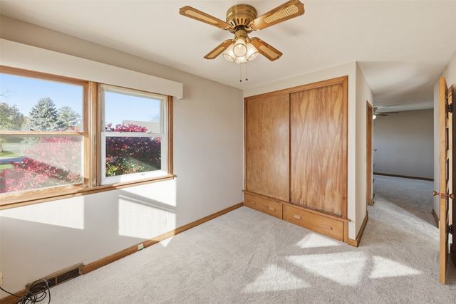 2710 Mckinley Street, Perry, IA 50220