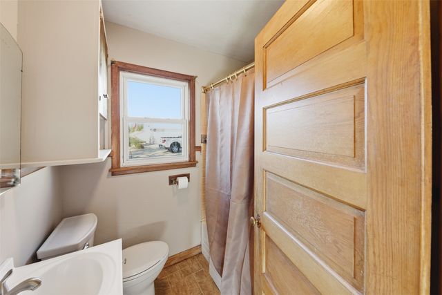 2710 Mckinley Street, Perry, IA 50220