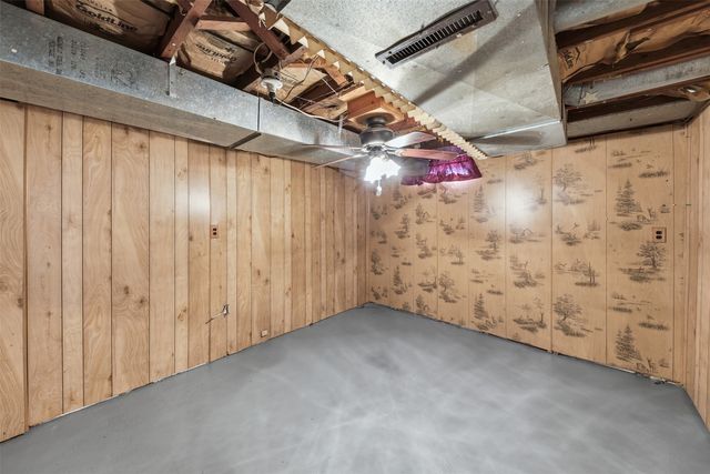 2710 Mckinley Street, Perry, IA 50220