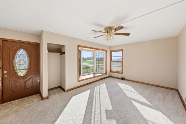 2710 Mckinley Street, Perry, IA 50220