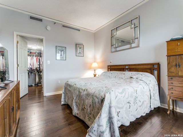 1 Towers Park Ln Apt 1617 1618, San Antonio, TX 78209