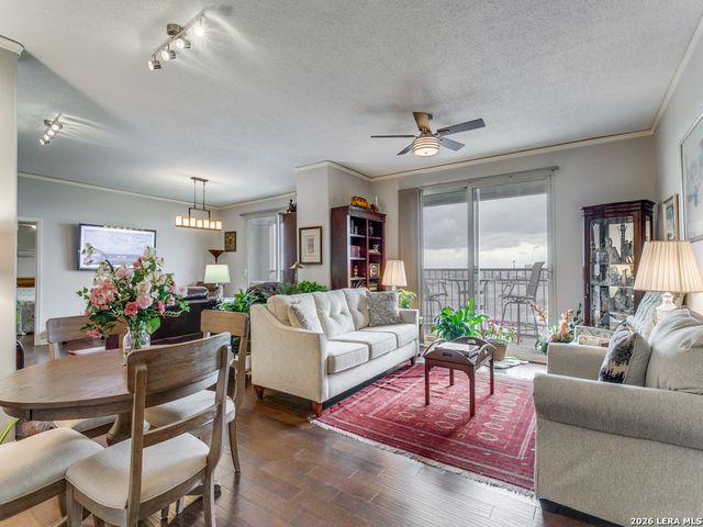 1 Towers Park Ln Apt 1617 1618, San Antonio, TX 78209