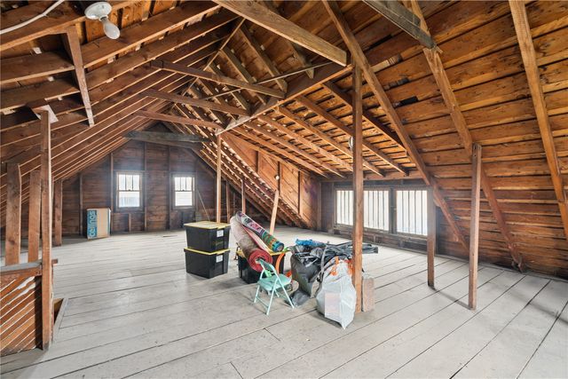 335 18th Street SE, Cedar Rapids, IA 52403