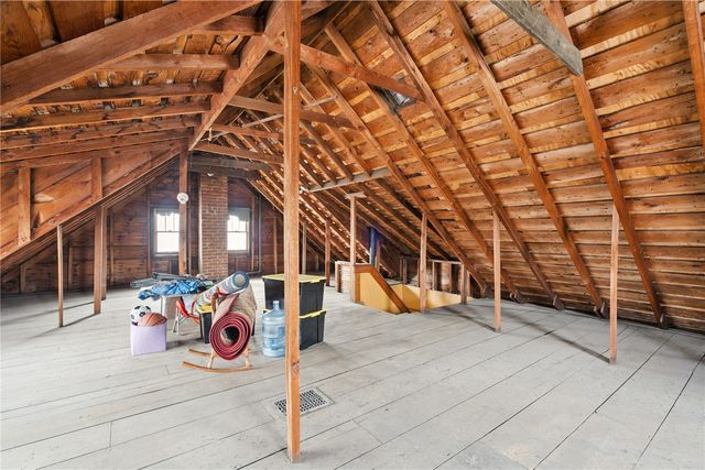 335 18th Street SE, Cedar Rapids, IA 52403