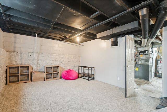 335 18th Street SE, Cedar Rapids, IA 52403