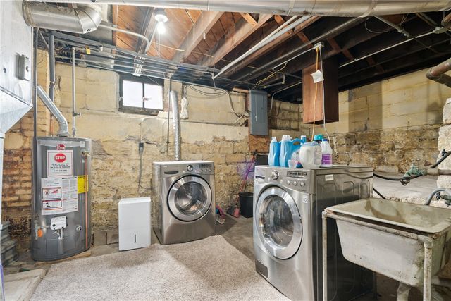 335 18th Street SE, Cedar Rapids, IA 52403