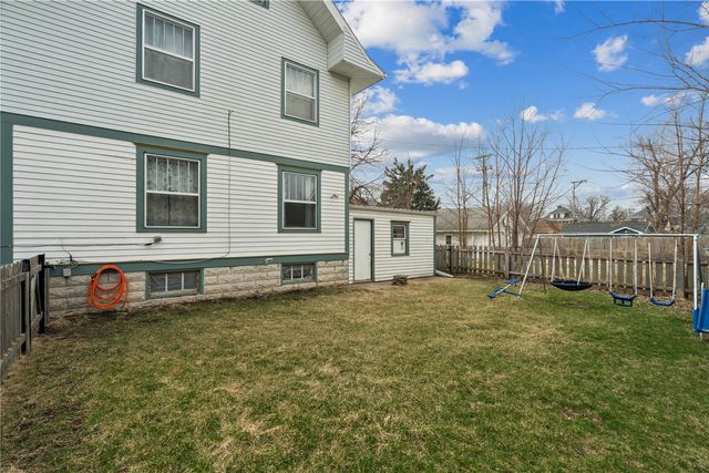 335 18th Street SE, Cedar Rapids, IA 52403