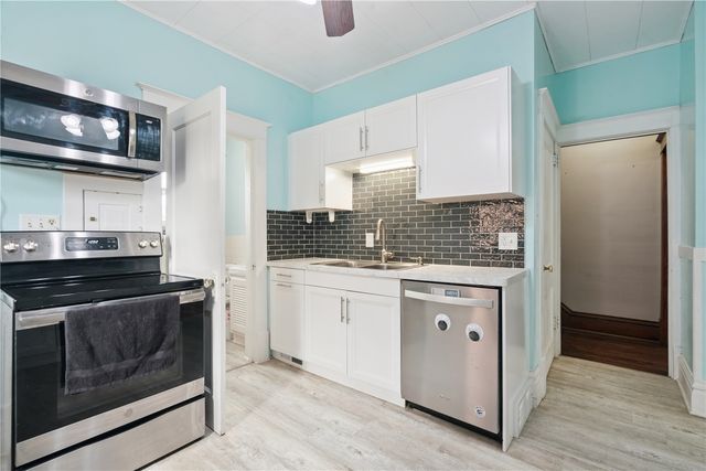 335 18th Street SE, Cedar Rapids, IA 52403