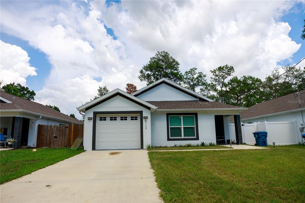 5112 PACIFIC, Weeki Wachee, FL 34607