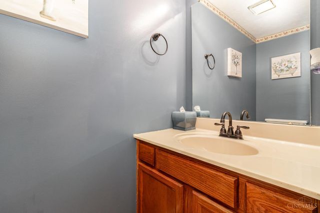 1184 Creekstone Drive, Batavia, OH 45103