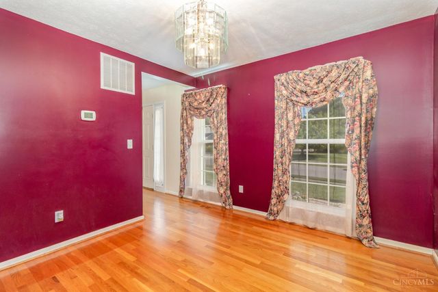 1184 Creekstone Drive, Batavia, OH 45103